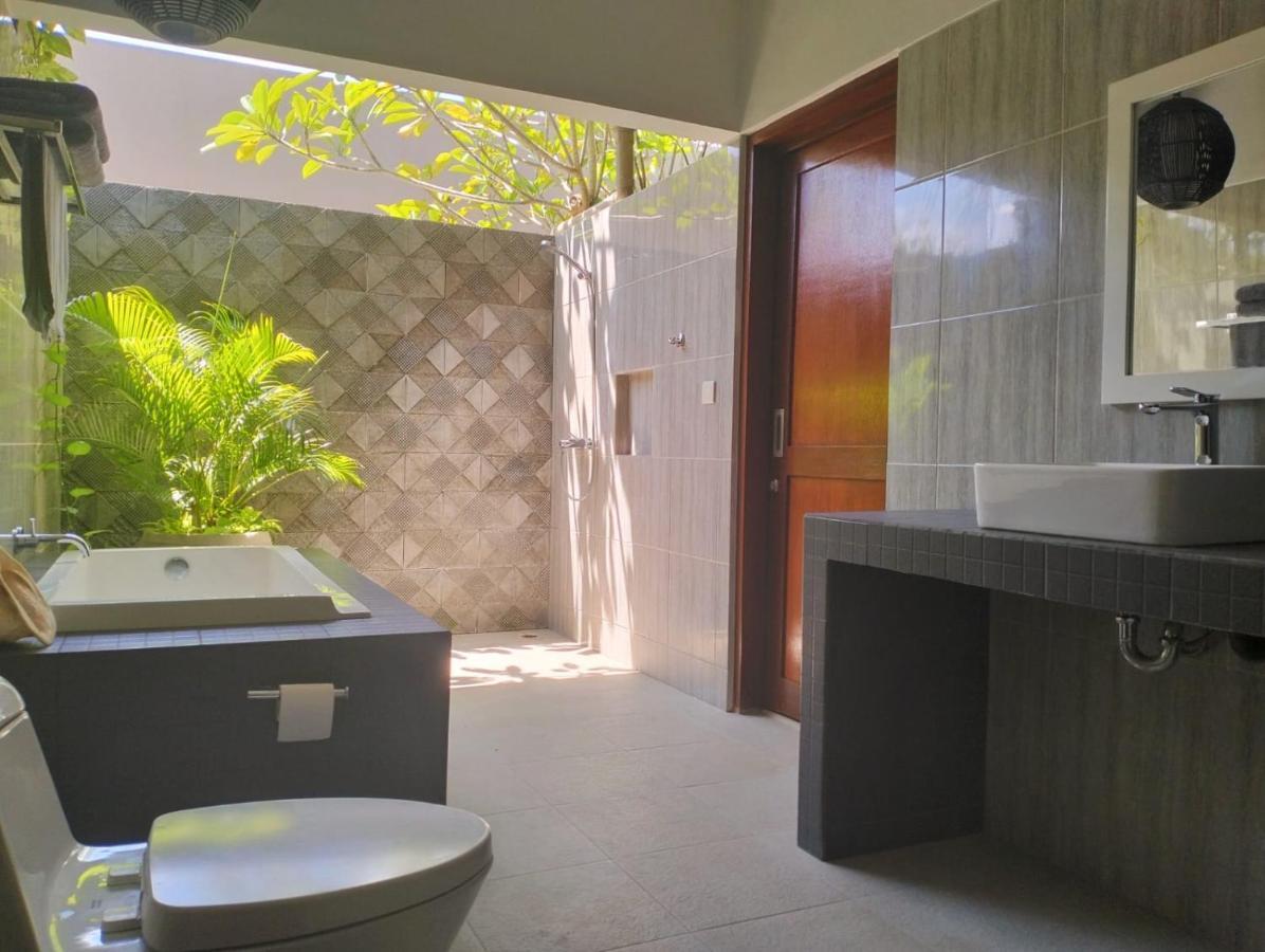 Villa Jeruk Selong Belanak Exterior foto